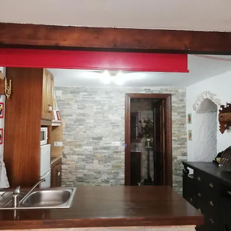La Casa De Tento Holiday home Tozar